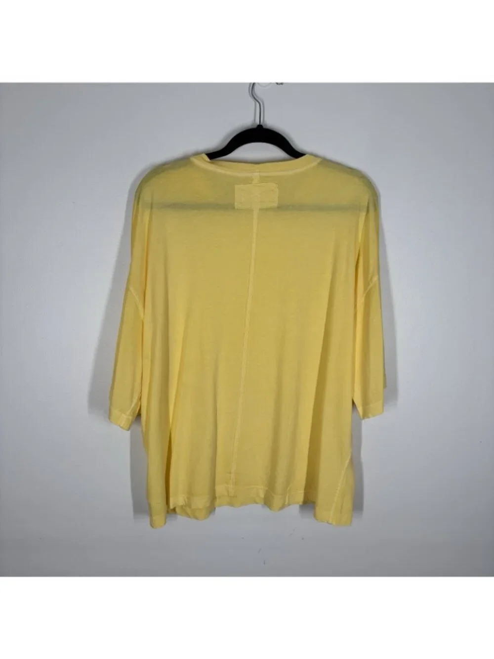 We The Free Women M Yellow Short Sleeve Perfect Oversized Crewneck Tee NWOT - Picture 12 of 13
